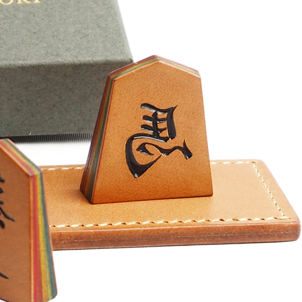 【受注生産受付中】オールレザー飾り駒「左馬」サイズ小（彫り師 亘山）