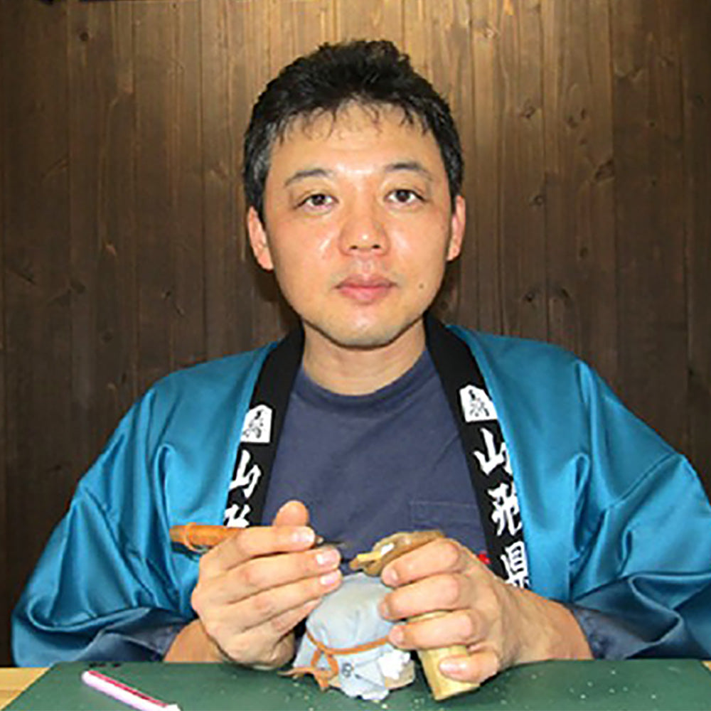 受注生産受付中】オールレザー飾り駒「王将」サイズ小（彫り師 亘山