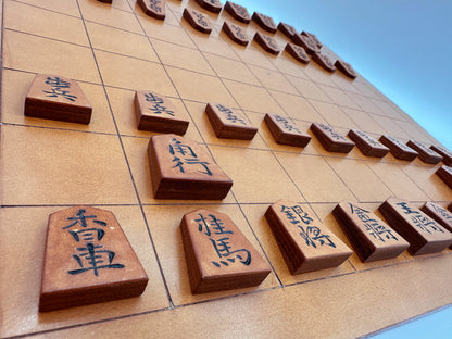 【受注生産受付中】オールレザー「本格牛革将棋駒」セット（彫り師 暁）