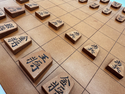 【受注生産受付中】オールレザー「本格牛革将棋駒」セット（彫り師 亘山）